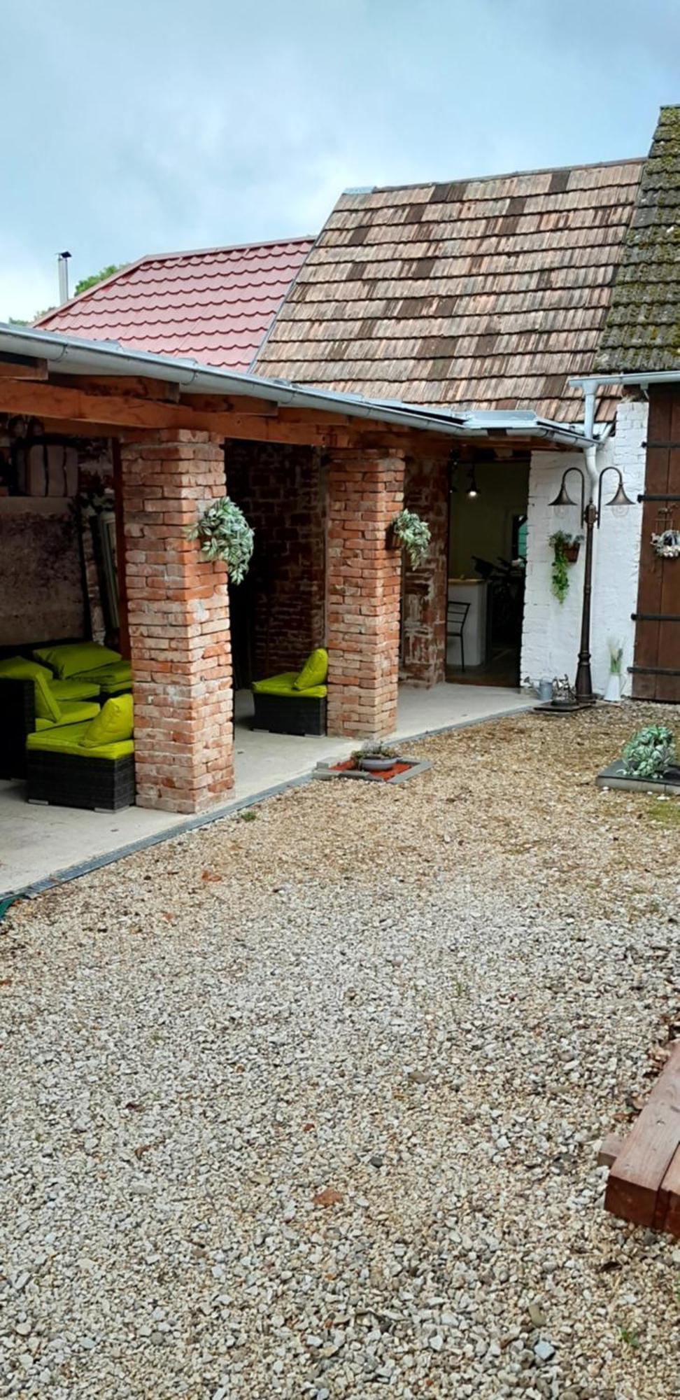 Ubytovanie Na Dedine Chocholna-Velcice Exterior foto